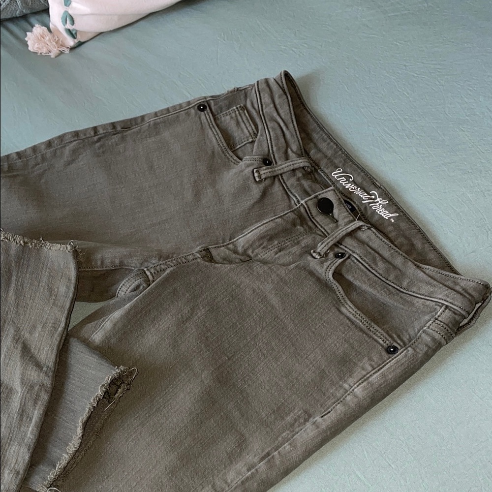 Universal Threads Green-Grey Jeans